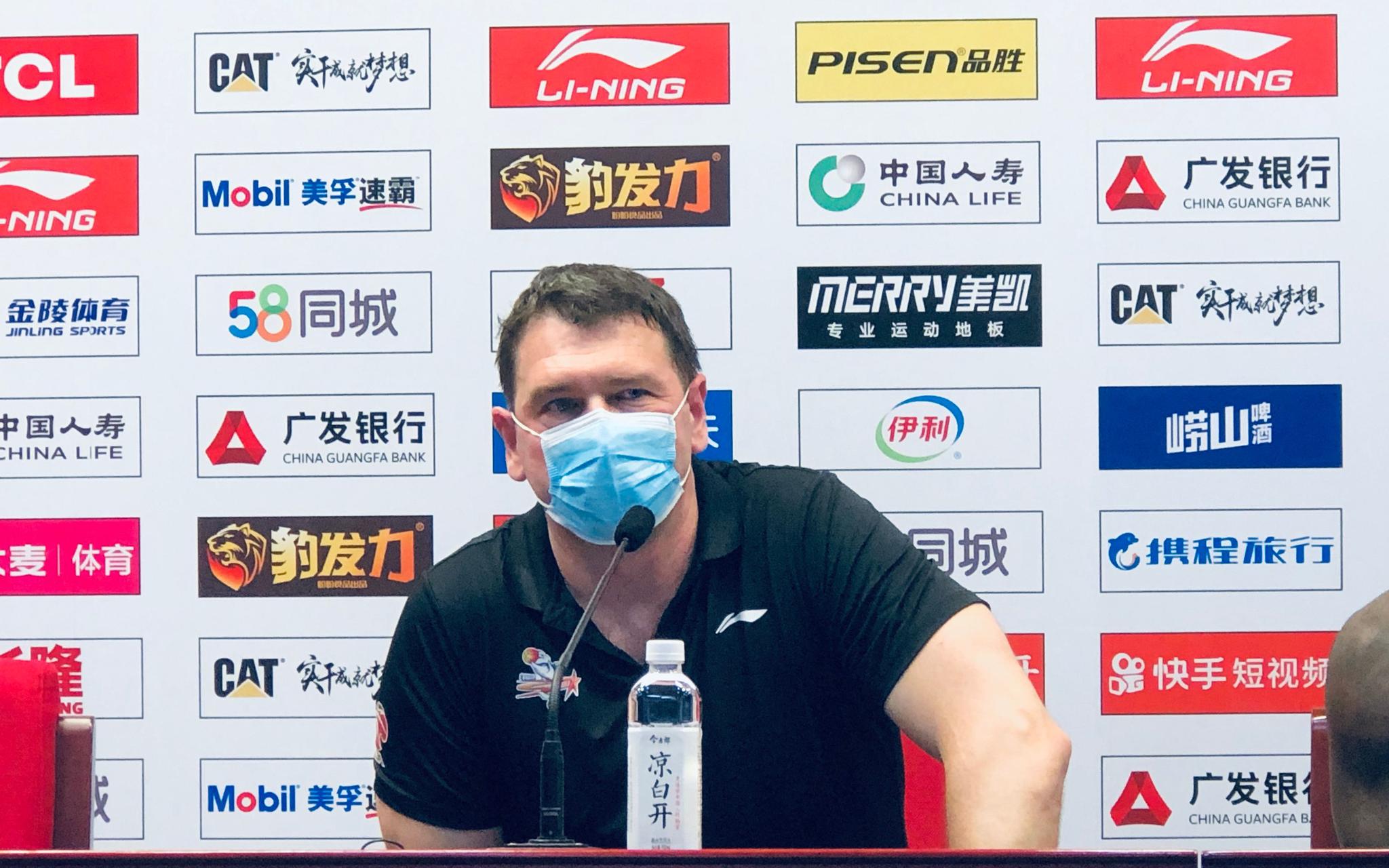  Ning连续十二场比赛得分超过晋级下一阶段，加拿大队不断突破！