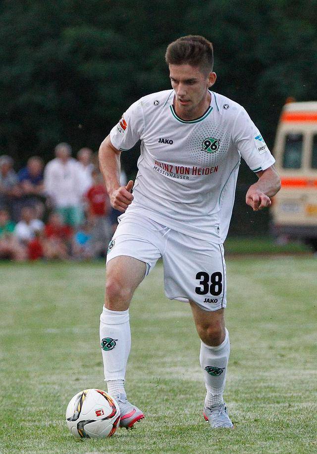 关于转会期塞维利亚调整名单以备足总杯；强势反弹环节打磨；信心回归；赛程密集仍需轮换的信息-爱游戏在线入口